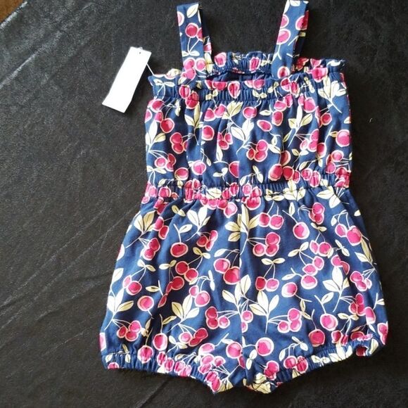 BabyGap Childs cherry print romper - Picture 4 of 4